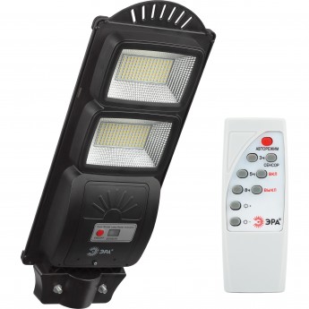 Консольный светильник ЭРА на солн. бат., SMD, с кронштейном, 40W, с датч. движ., ПДУ, 700lm, 5000К, IP66 Консольный светильник ЭРА на солн. бат., SMD, с кронштейном, 40W, с датч. движ., ПДУ, 700lm, 5000К, IP66